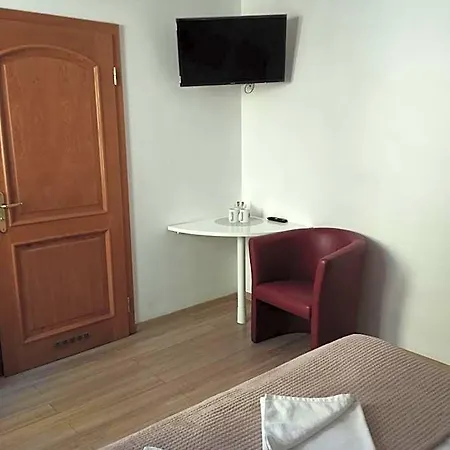 Cezar Naturyzm Bielsko-Biala Holiday park 2*