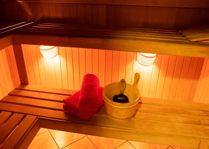 Holiday park Cezar Naturyzm Bielsko-Biala 2*